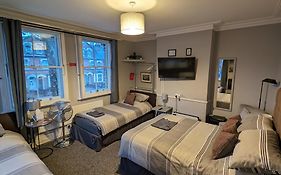 Caversham Lodge